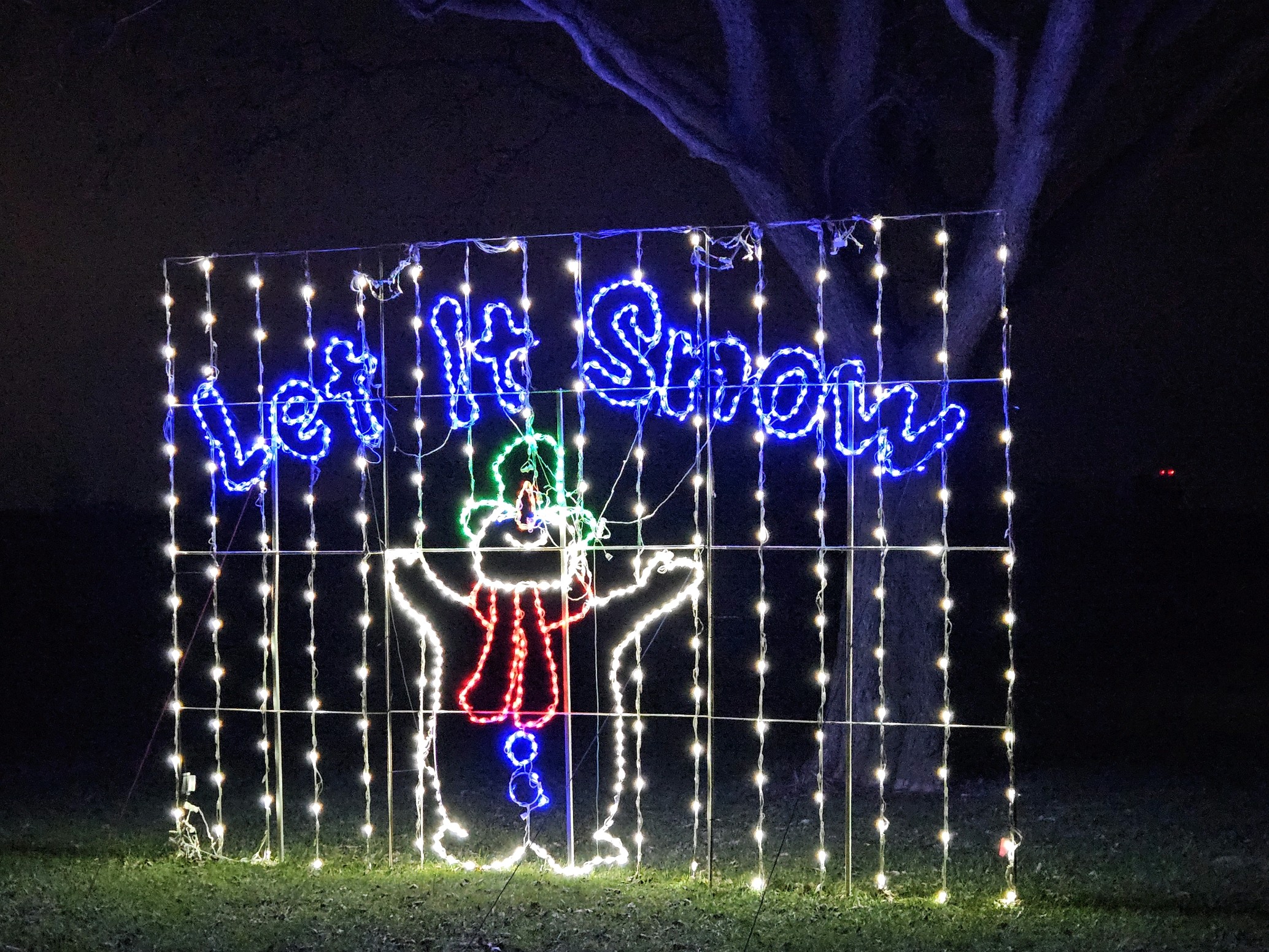 Let it snow lights display