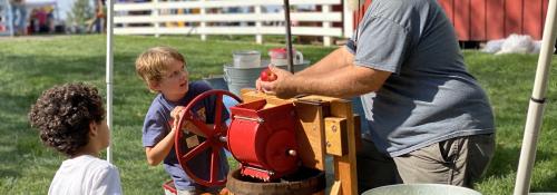 making apple cider 